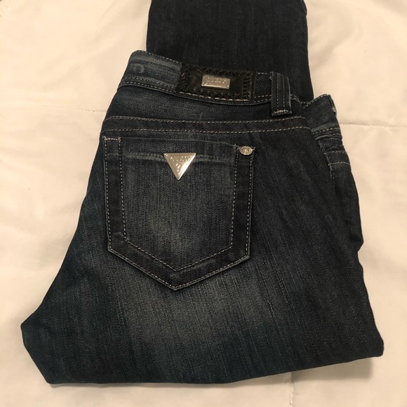 Guess Jeans - Picture 3 of 3